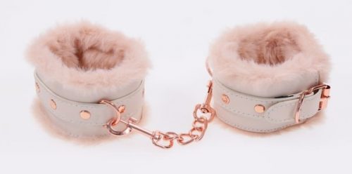 SS09960_Peaches‘NCreameFurHandcuffs-WHITE_10