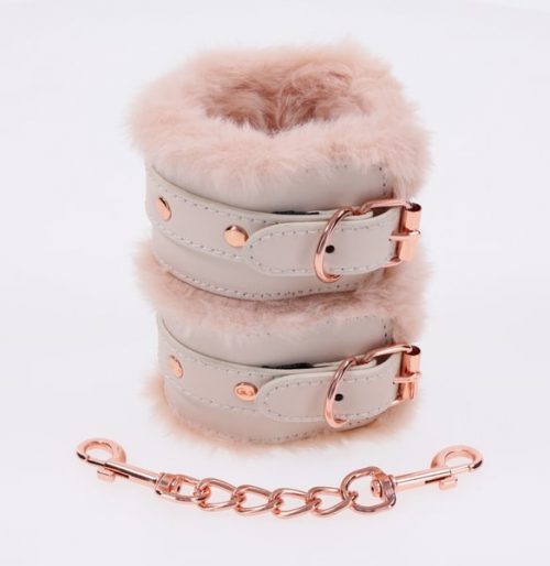 SS09960_Peaches‘NCreameFurHandcuffs-WHITE_13